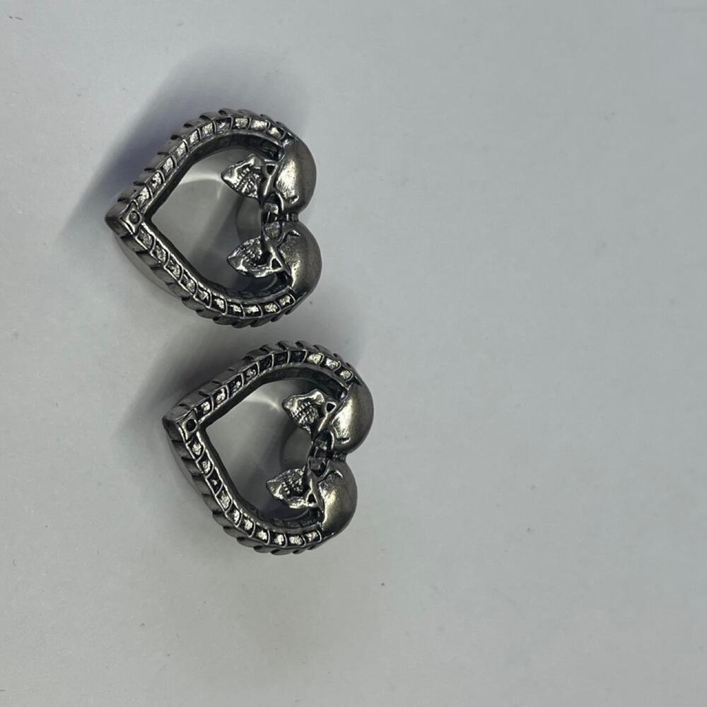 Silver HEART Shaped Ear plugs 16mm